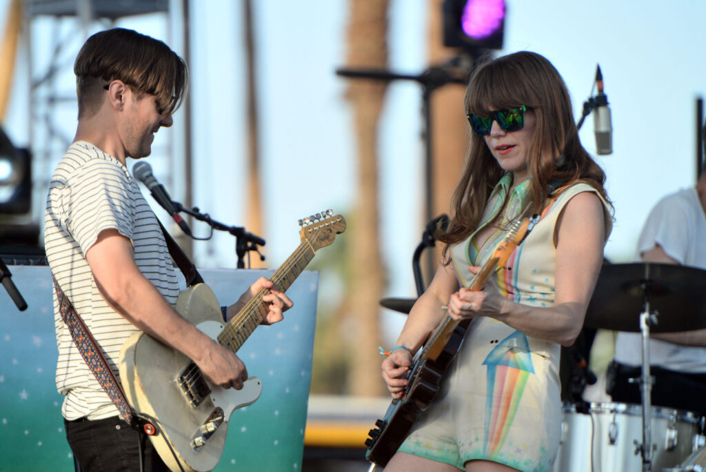 Bear vs Bull Market: Key Differences for Investors to Know TIME Stamped Jawbreaker, Minus The Bear, Rilo Kiley Unite For Best Friends Forever